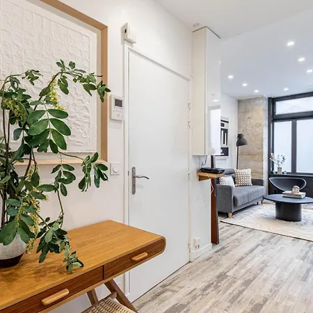Guestready - Stunning Near Eiffel Tower 아파트 *